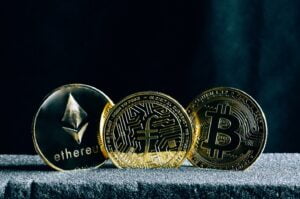 Beyond Bitcoin: Exploring Altcoins with Cryptocurrency Consultancy Services